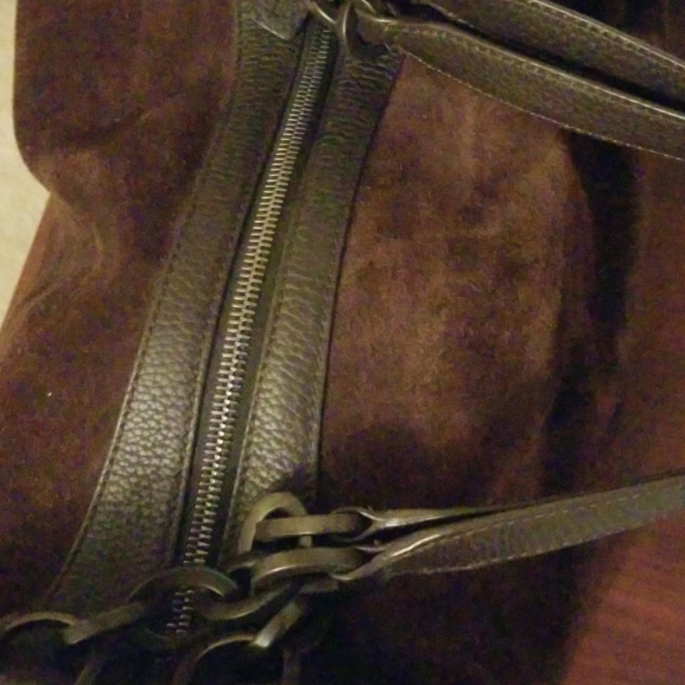 Tods - Picture 3 of 7